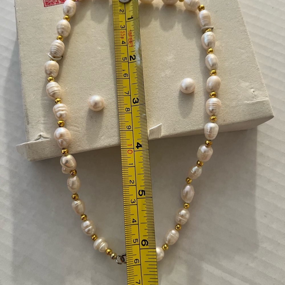 Fresh Water Pearl Necklace and Earring Set - White and Gold - Picture 3 of 3